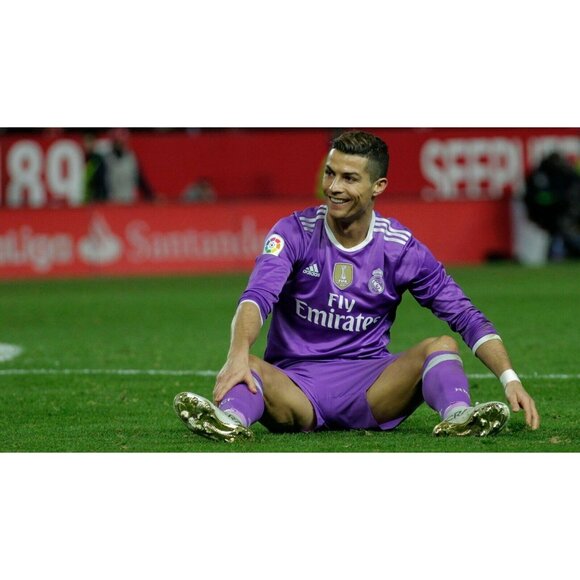 Cristiano Ronaldo Real Madrid 2016 2017 Purple Away Long Sleeve Soccer Jersey L - Picture 9 of 9